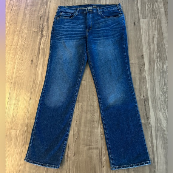 Men's Straight-Fit Jeans
Size: 38W x 31L - Picture 2 of 5